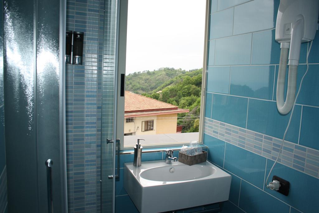 B&B Viale Delle Colline Салерно Экстерьер фото